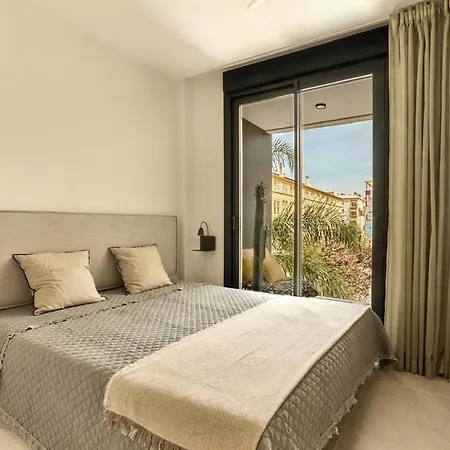 Casa Arbol - View 2 Bed In Centre * Estepona